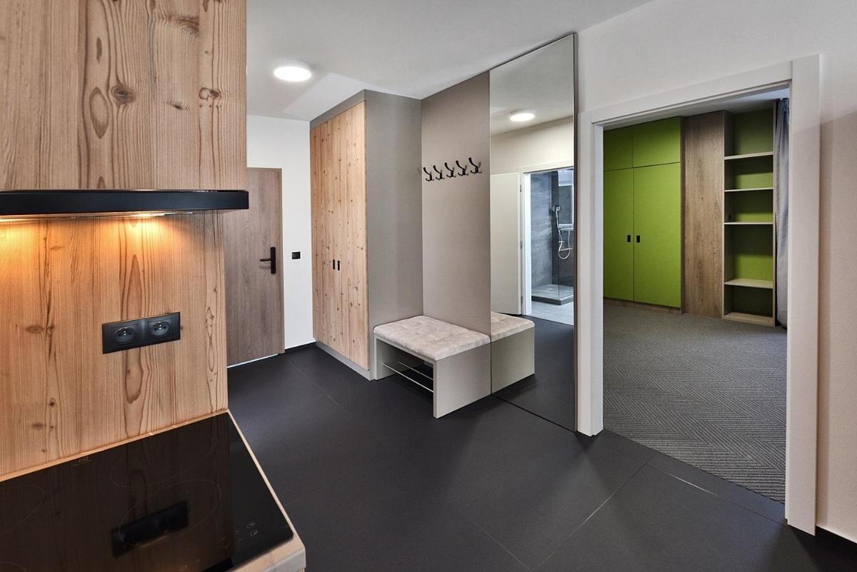 Tri Sestry Jasna Hotel apartamentowy