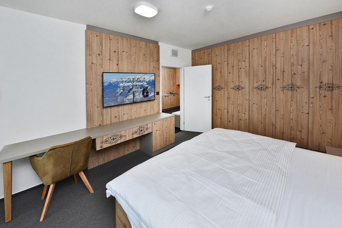 Tri Sestry Jasna Apartmanhotel Deménvölgy